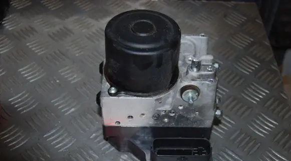 Lexus IS 220D-250-350 ABS Pump 4454053240