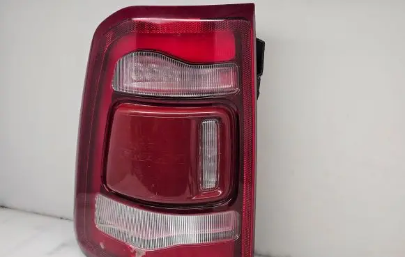 Ram 1500 Rear/tail lights 68262531AH MN806915 SEQ327640