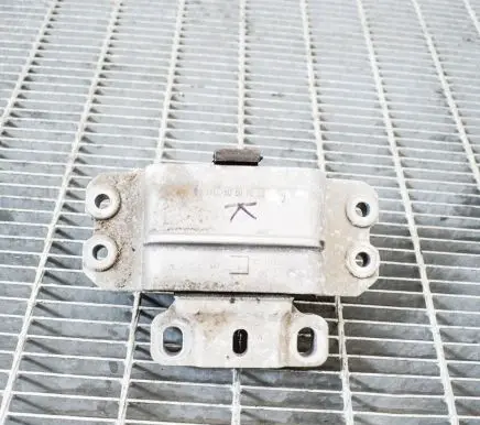 Volkswagen Golf VI Engine mount bracket 1K0199555L