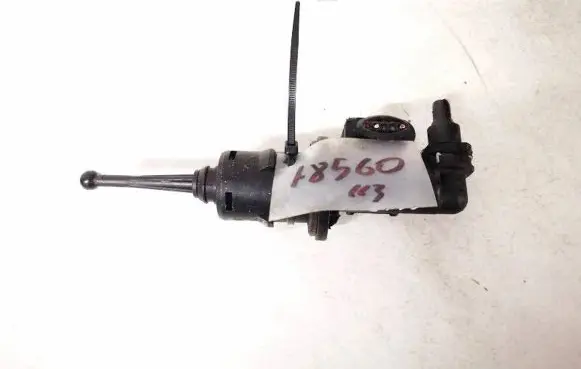 Volkswagen Golf Plus Clutch master cylinder 1k0721388f