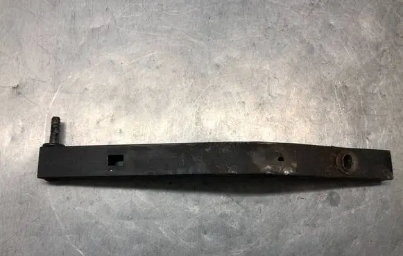 Audi A5 8T 8F Fender mounting bracket 8K0805527B 201508111