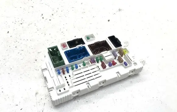 Citroen C5 X Central body control module 9846631580 9830407780 9695078080