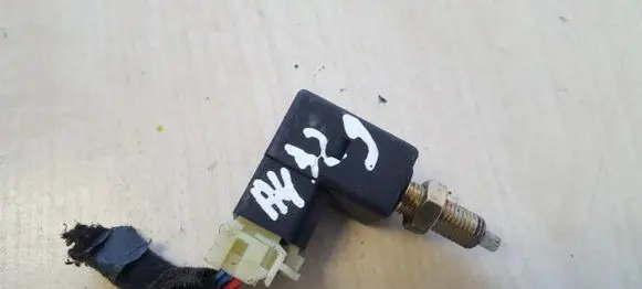 Brake pedal sensor switch