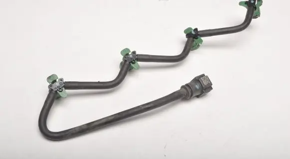 Volvo V40 Fuel return line/hose 