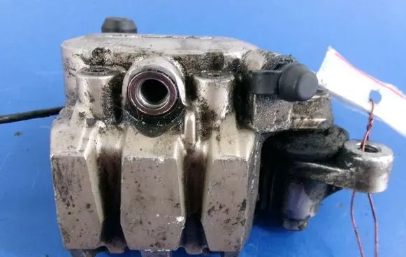 Honda Civic Front brake caliper