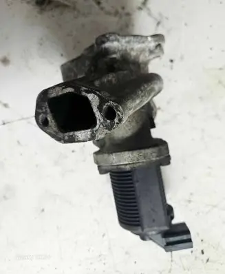 EGR valve cooler