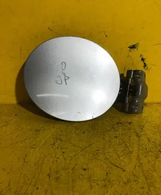 Nissan Note (E11) Fuel tank cap