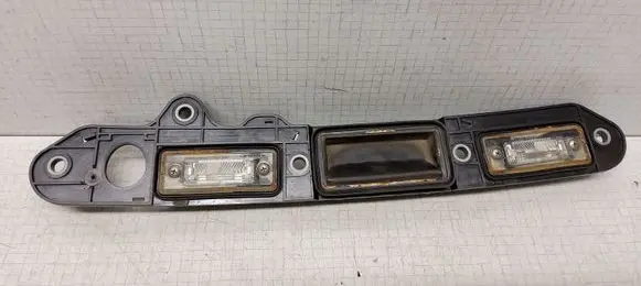 Volkswagen PASSAT B6 Number plate light 1T0827574L