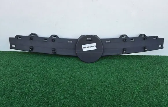 Opel Astra K Front bumper upper radiator grill 13423684