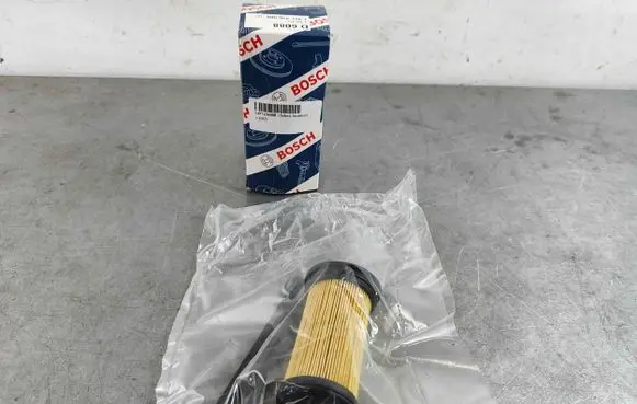 Volvo XC60 Air filter 1457436088