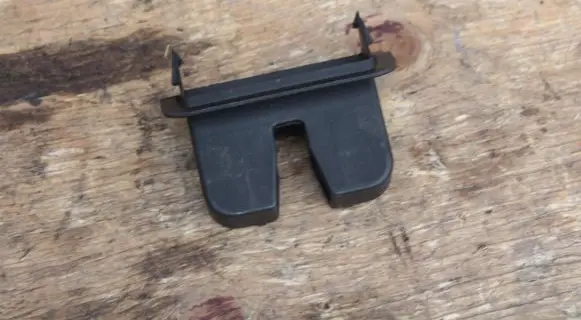 Audi A4 S4 B9 Tailgate/boot lid lock trim 8W5827520