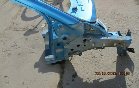Front quarter panel