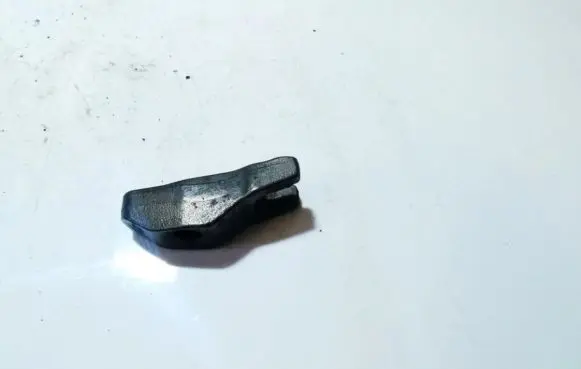 Hyundai i30 Fuel Injector clamp holder