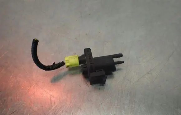 Chevrolet Cruze Valve vacuum 1054583S01