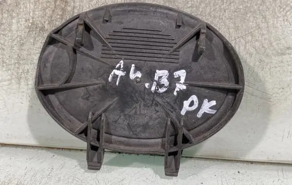 Audi A4 S4 B7 8E 8H Headlight/headlamp dust cover 1305239238
