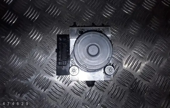 Land Rover Discovery 4 - LR4 ABS Pump DH222C405AC