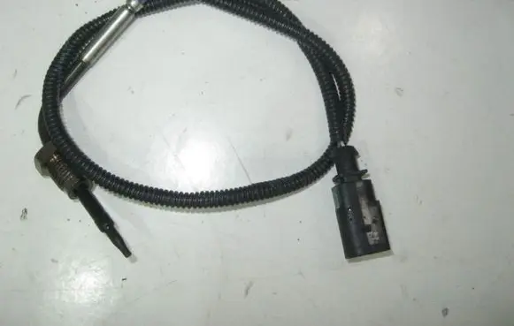 Exhaust gas temperature sensor
