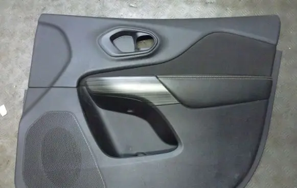 Jeep Cherokee Front door card panel trim