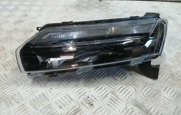 Dacia Spring Headlight/headlamp 266052417R V4121020RD02