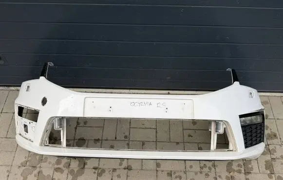 Skoda Octavia Mk3 (5E) Front bumper 5E0807221AA