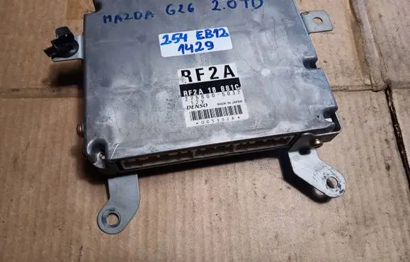 Mazda 626 Engine control unit/module RF2A18881C