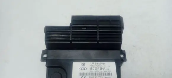 Audi A8 S8 D3 4E Power management control unit 4E0907280A