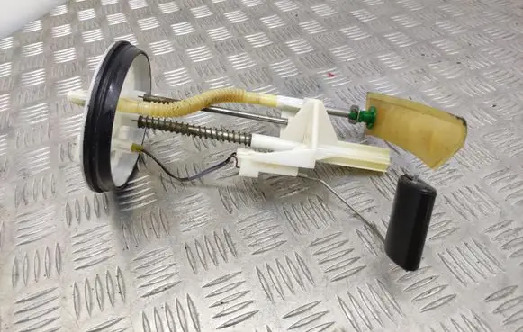 Fuel level sensor