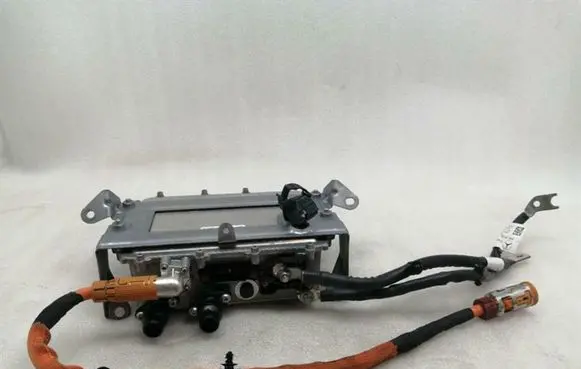 Mercedes-Benz EQC Voltage converter inverter A0003424800
