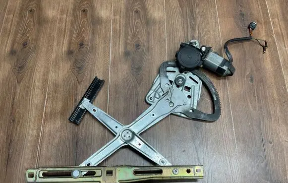 Mercedes-Benz SL R129 Front door electric window regulator A1297200846 1297200846