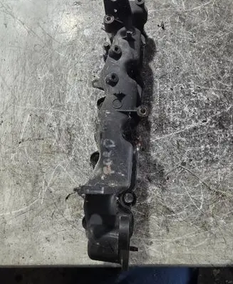 Ford Mondeo Mk III Intake manifold 2S7Q9424