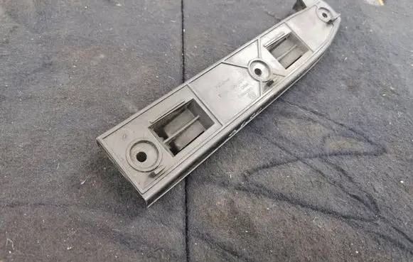 Volkswagen Golf IV Front bumper mounting bracket 1J0807183A