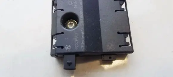 BMW 3 E90 E91 Antenna control unit 920039002 6520914149101