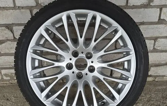 R20 alloy rim