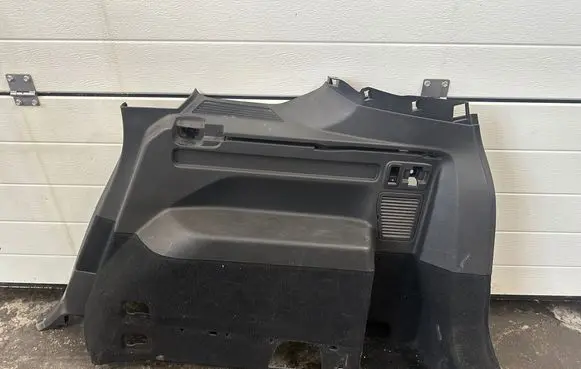 Volkswagen Touran III Trunk/boot side trim panel 5TA867034
