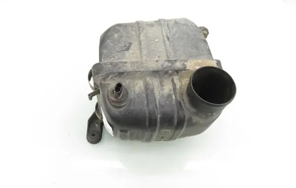 Suzuki Jimny Air filter box 81AA01