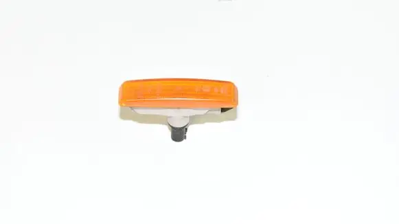 BMW 5 E39 Front fender indicator light 8360589
