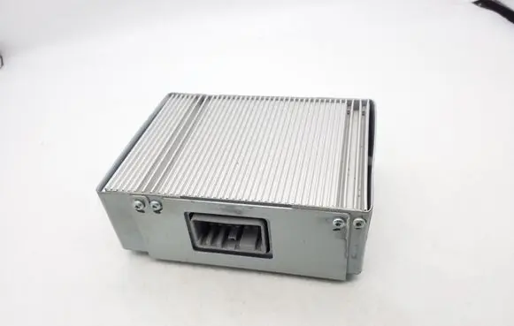 Ford Fusion II Voltage converter inverter DS7T19G317AD