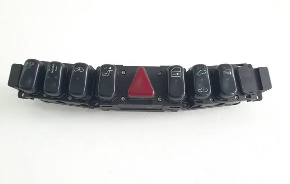 Multifunctional control switch/knob