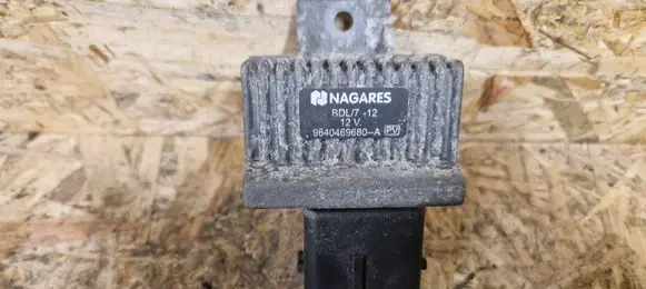 Glow plug pre-heat relay