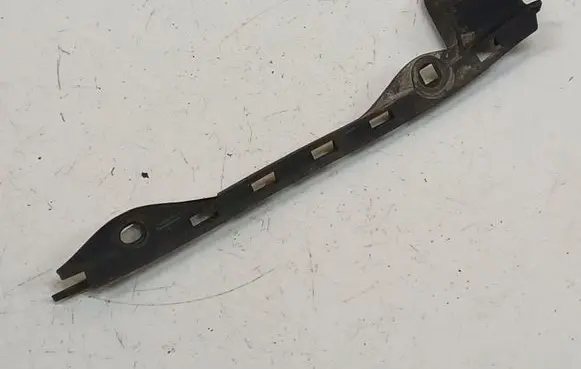 Mercedes-Benz A W169 Rear bumper mounting bracket A1698850163
