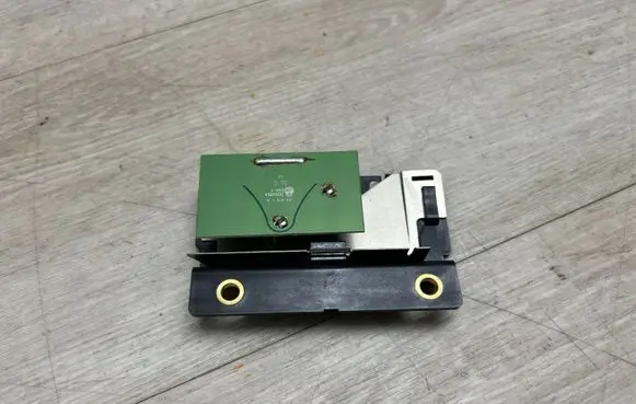 Porsche Cayenne (92A) Aerial antenna amplifier 7P5035640