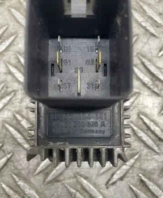 Opel Astra G Glow plug pre-heat relay