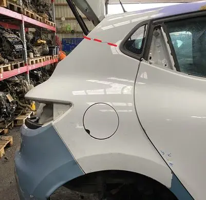 Renault Clio IV Rear arch 