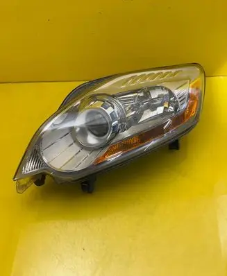 Ford Kuga I Headlight/headlamp 8V41-13D155-AF