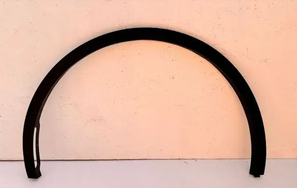 Tesla Model Y Front arch trim 168385900A
