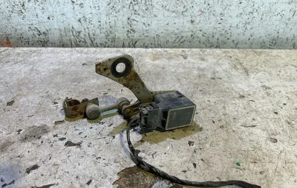 BMW X5 E53 Headlight/headlamp level sensor 1093699 010705