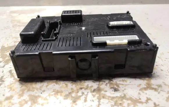 Nissan Note (E11) Comfort/convenience module 284B2EM01E 18521061 00063579