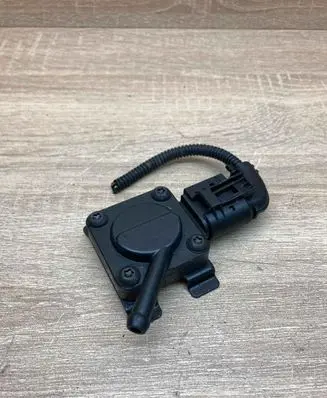 BMW 5 E60 E61 Exhaust gas temperature sensor 7789219 7792276