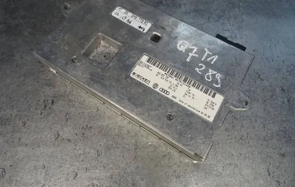 Audi Q7 4L MMI control unit 4L0910731A 4E0035729