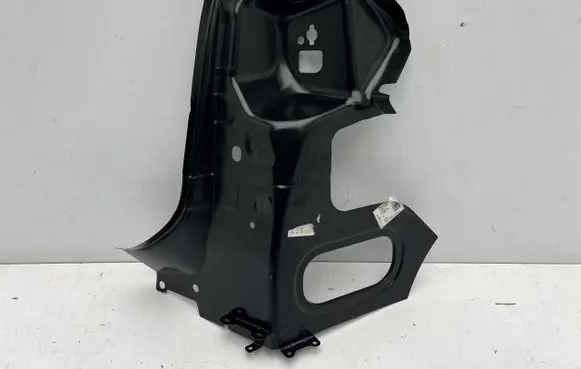 Volkswagen Touran II Rear bodywork 5TA813320